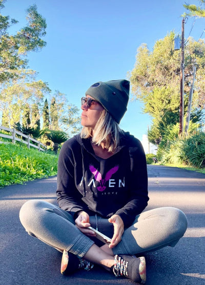 How to Style Baggy Jeans in 2025 — The Raven 425 Rise Above Way